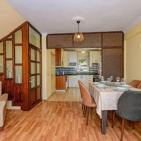 Villa Colorful With Private Pool Near Calis Beach In Fethiye