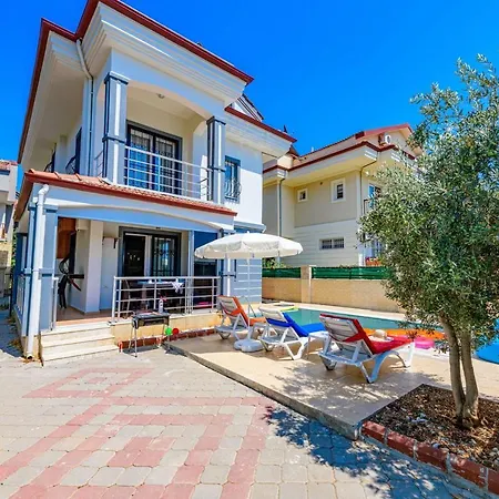 Colorful With Private Pool Near Calis Beach In