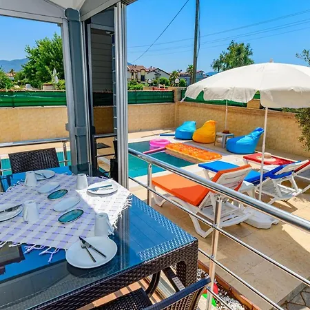 Villa Colorful With Private Pool Near Calis Beach In Fethiye
