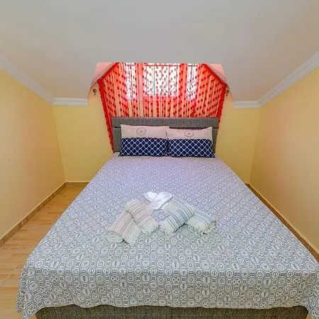 Colorful With Private Pool Near Calis Beach In فيلة *